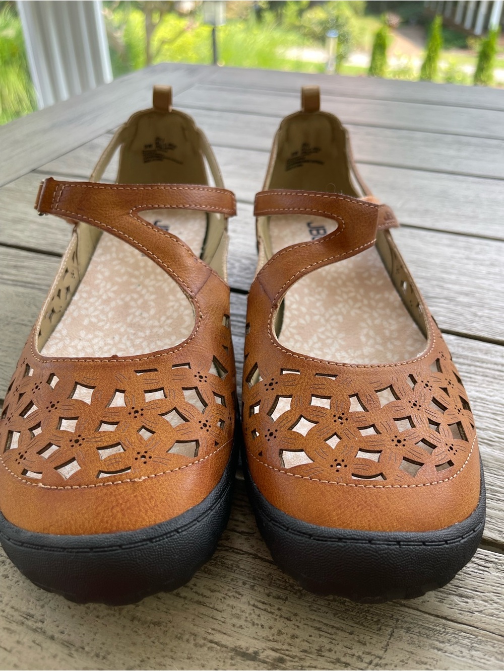 JBU Women's Bellevue Encore Tan Slingback Mary Jane Shoes Size 9 Wide - Picture 5 of 6